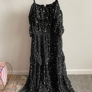 ⭐️ Star maxi dress